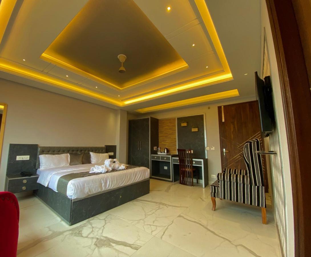 The Westberry 50Mtrs Offroading And 50 Mtrs Nature Path Bed & Breakfast Shimla Luaran gambar